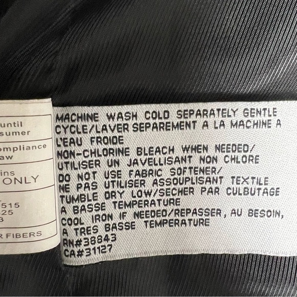 DKNY Y2K Black Quilted Jacket Coat Women’s XS X-Small Light Fitted Hip Length - Picture 13 of 15